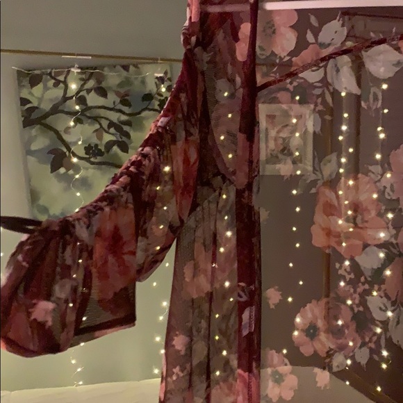 Kimono - Picture 3 of 3